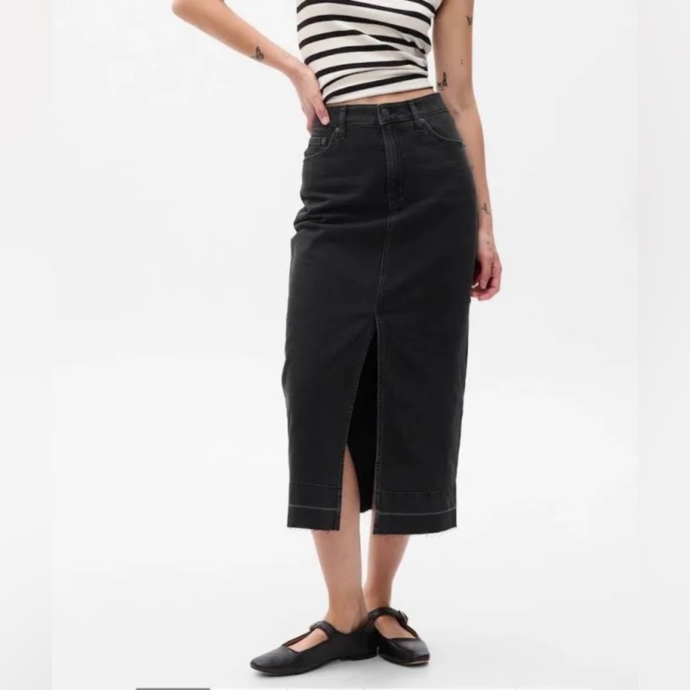 NWT GAP Denim Straight Midi Skirt Black Wash size 28 (6)